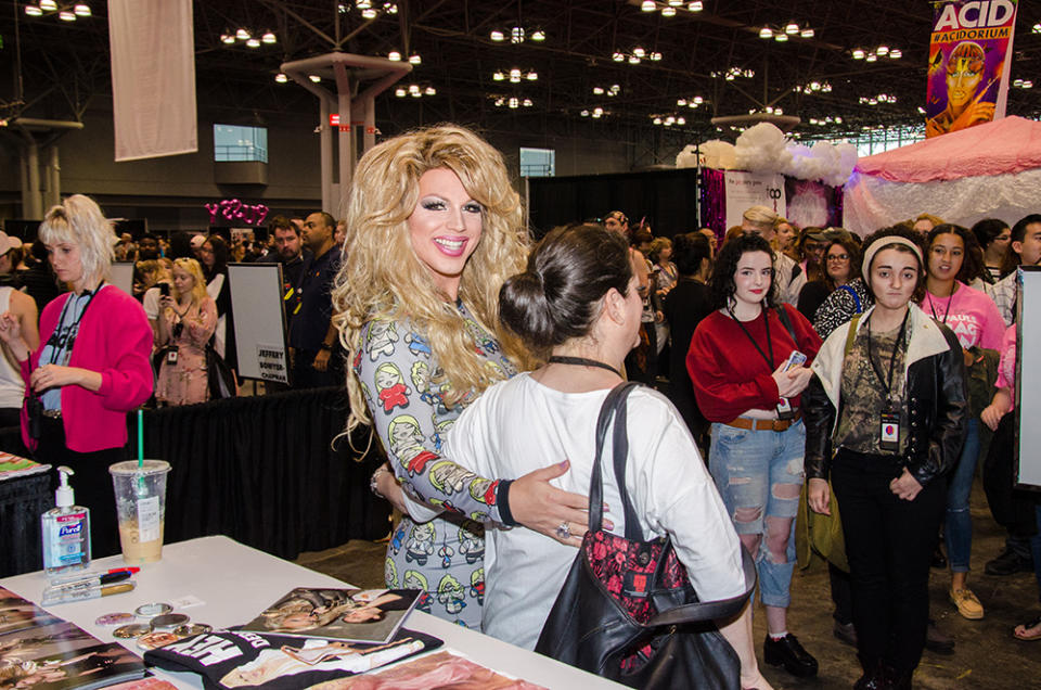 Derrick Barry and fan