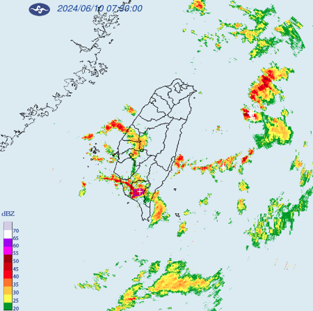 屏東有山區暴雨以及大雷雨。（翻攝自氣象署）