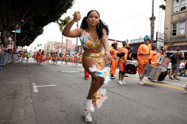 Carnaval des enfants : Carnaval, parade a Folkling