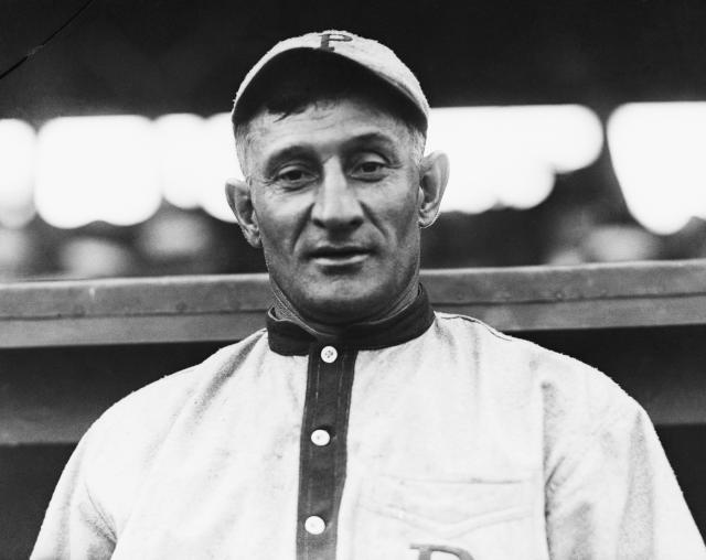 Honus Wagner tobacco baseball card from 1909 sells for $6.6m, making it  highest-selling sports card of all time, Baseball News