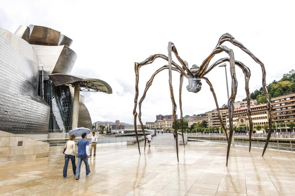 26 of the Most Fascinating Public Sculptures