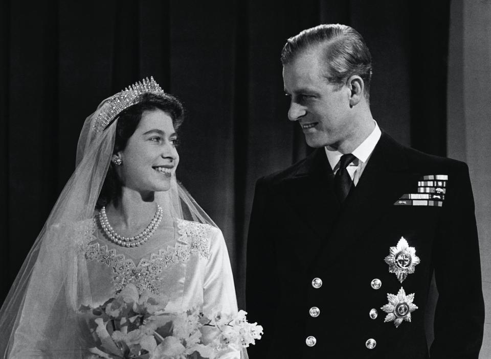 Isabel II, Felipe de Edimburgo y una boda histórica
