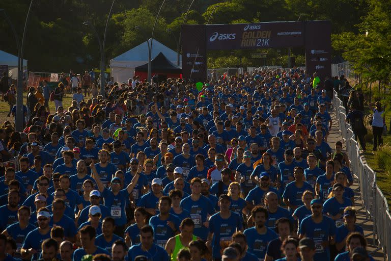 Con casi 5000 corredores, una nueva Media Maratón se desarrolló en Buenos Aires