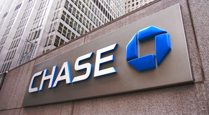 Chase Bank logo and storefront