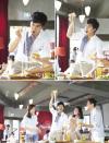 Lee Seung Gi is a Master Pizza Cheese Stretcher in New Advertisement