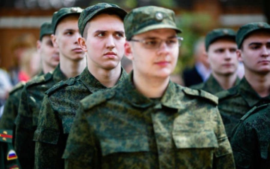 Russian army conscripts