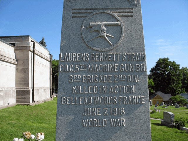 The grave of Private Laurens Bennett Strain at  Ouse-Aisne American Cemetery.