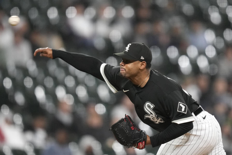Chicago White Sox relief pitcher Reynaldo Lopez delivers during the seventh inning of the team's baseball game against the Cleveland Guardians Wednesday, May 17, 2023, in Chicago. (AP Photo/Charles Rex Arbogast)