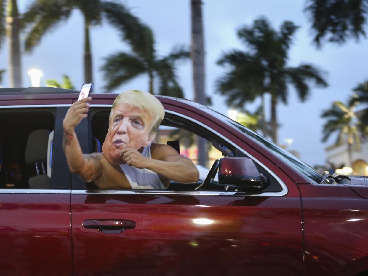 Trump mask Miami