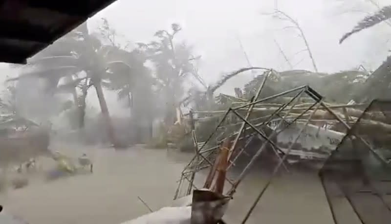 Typhoon Kammuri hits Gloria, in Oriental Mindor