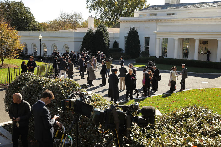 <p>Journalists gather on the driveway in front of the West Wing in anticipation of the arrival of President-elect Donald Trump for a meeting at the White House, Nov. 10, 2016, in Washington, D.C. (Chip Somodevilla/Getty Images) </p>