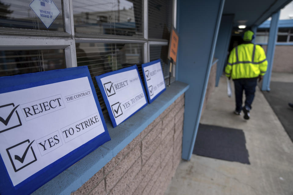 Boeing machinists vote to strike after rejecting pay increases of 25% over 4 years