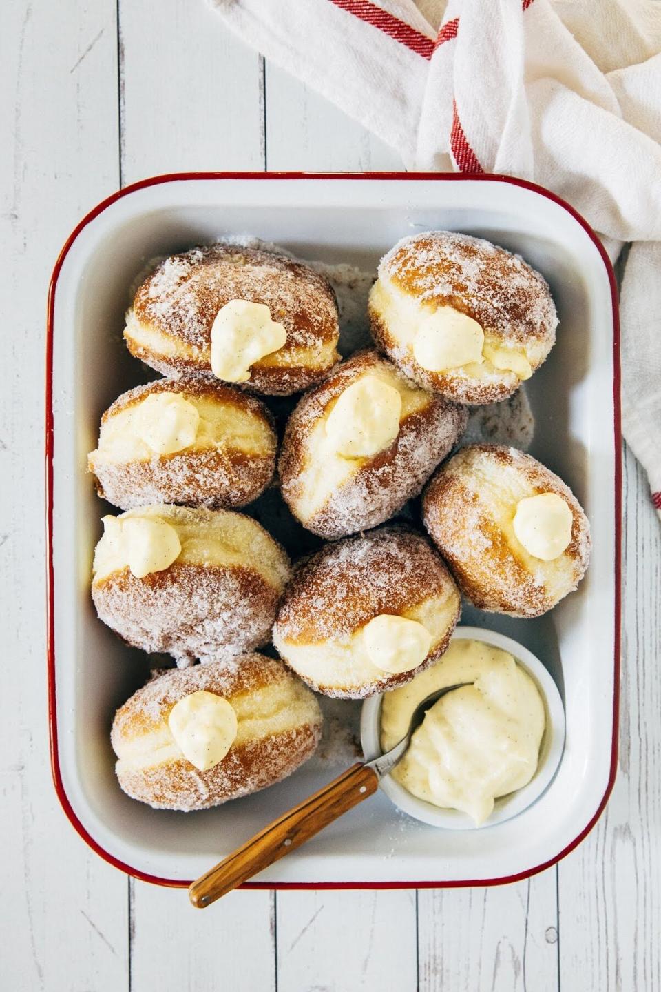 <strong><a href="https://www.hummingbirdhigh.com/2019/03/vanilla-custard-bread-ahead-donuts.html" target="_blank" rel="noopener noreferrer">Get the Vanilla Custard Doughnuts recipe from Hummingbird High</a></strong>