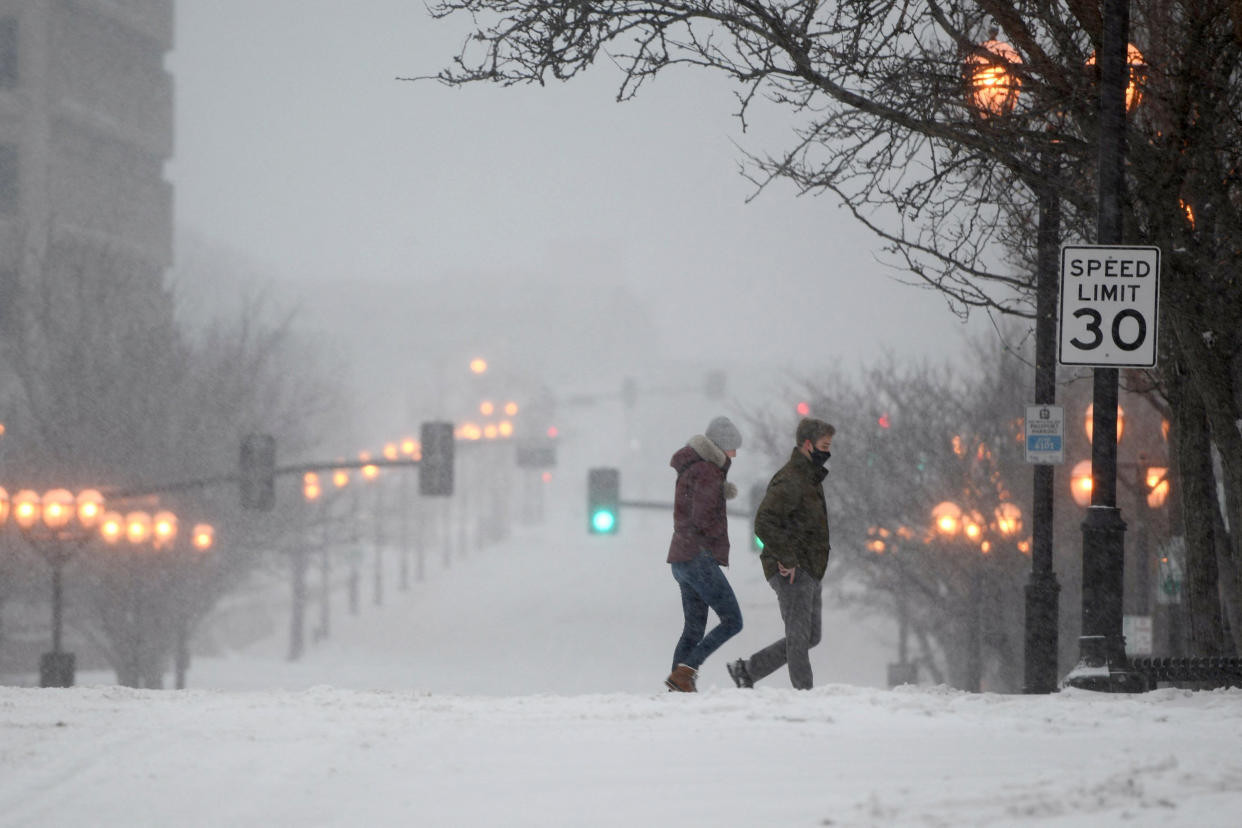 Image: A snowstorm hits Clayton (Kate Munsch / Reuters)