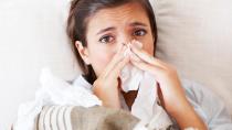 <p>6 foods never to eat when you're sick</p>