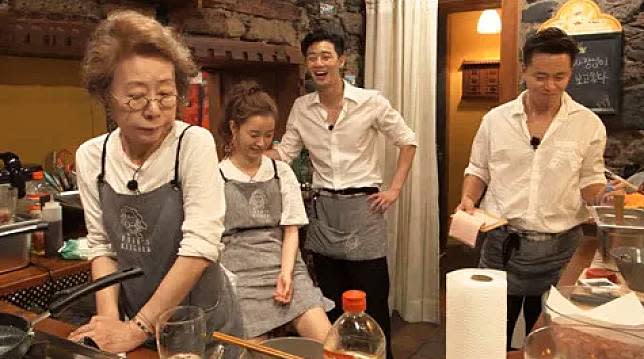 （圖源：tvN《尹食堂2》）