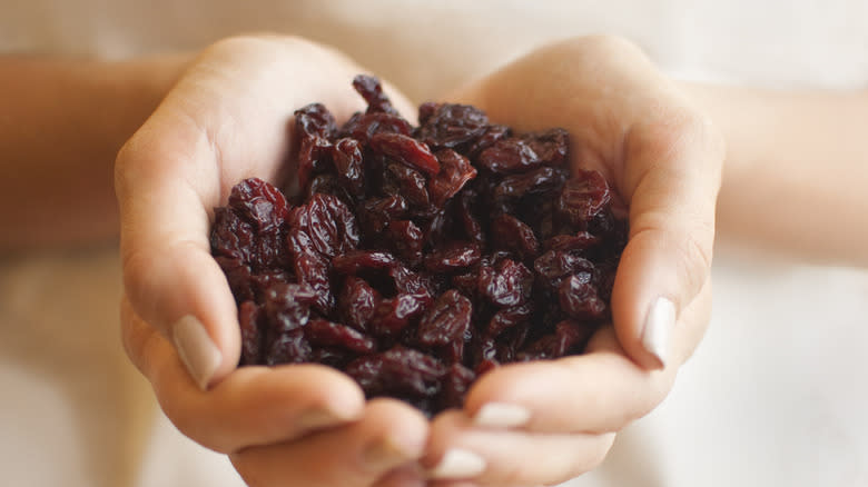 Holding tart cherries 