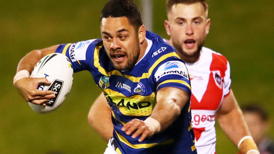Jarryd Hayne in action against the Dragons. (Photo by Cameron Spencer/Getty Images)