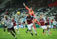 Premier League - West Ham United v Manchester United