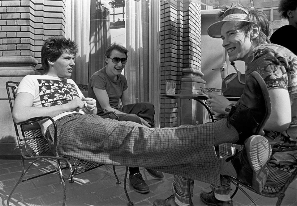 Drummer Martin Atkins, bassist John Wardle (Jah Wobble) and singer John Lydon outside the The Agora Ballroom, Atlanta in 1980 (Getty Images)