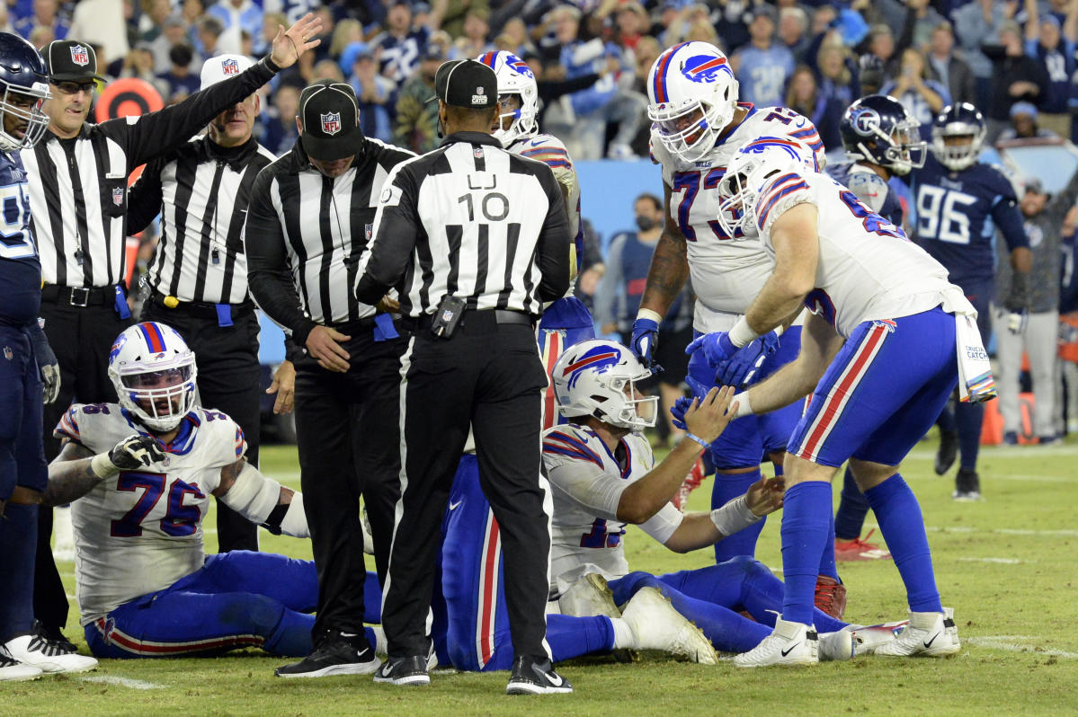 Tennessee Titans vs Buffalo Bills referee, officials for Week 2 NFL game