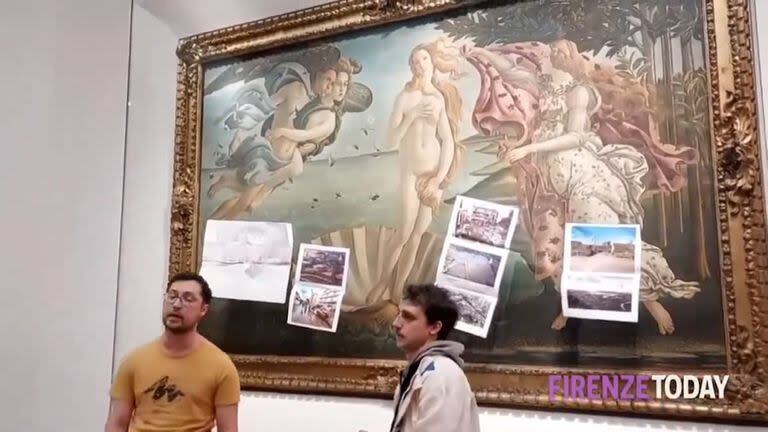 Activistas vandalizaron una famosa otra de Botticelli