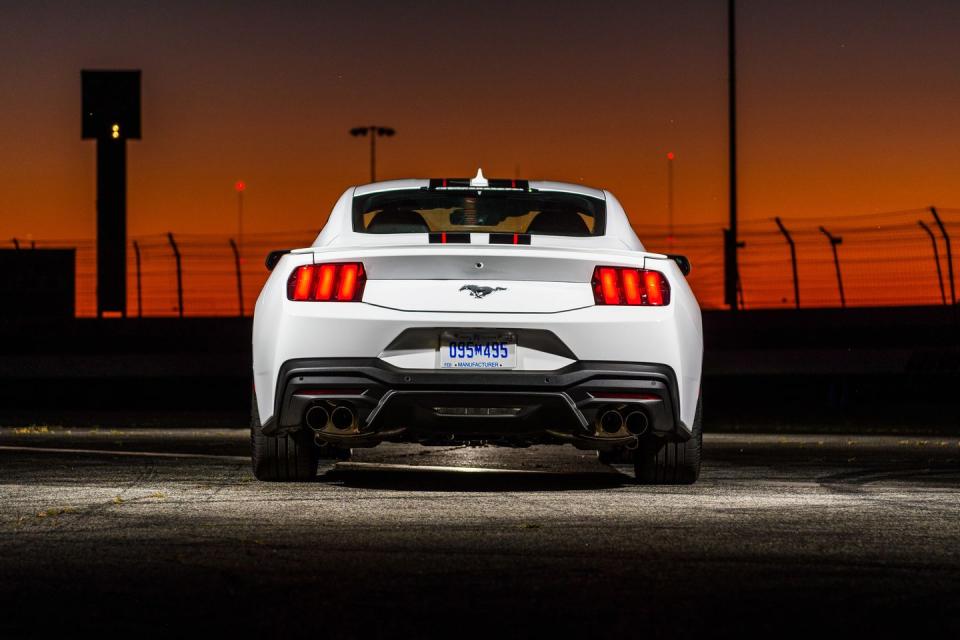 2024 ford mustang ecoboost