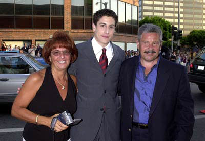 Premiere: Jason Biggs with parents Angela and Gary at the Westwood premiere of Universal's American Pie 2 - 2001 Photo: Gregg DeGuire/Wireimage.com