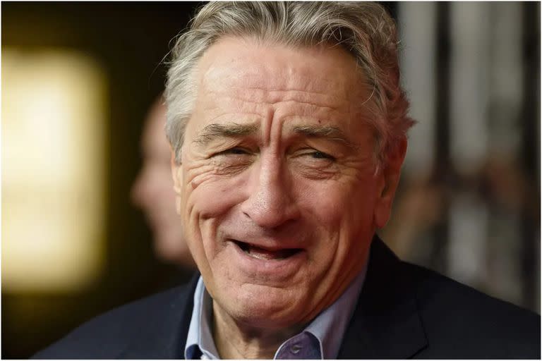 Robert De Niro visitó Nápoles y mostró su devoción por Diego Maradona con un cariñoso gesto