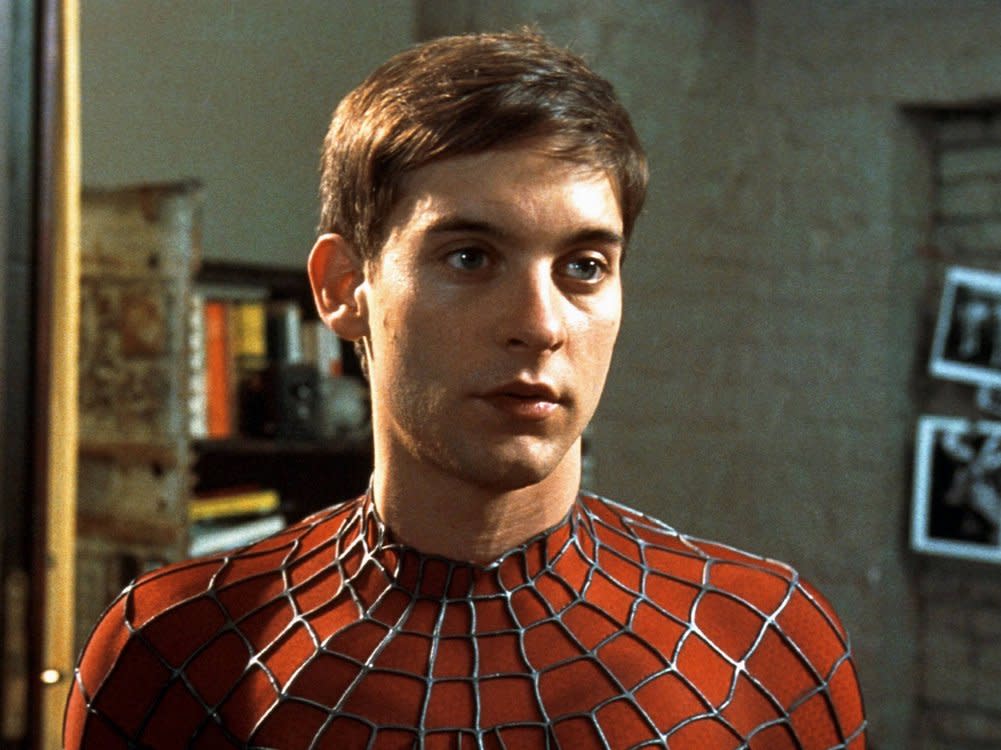 Tobey Maguire 2002 als Peter Parker alias "Spider-Man". (Bild: imago images/Mary Evans)