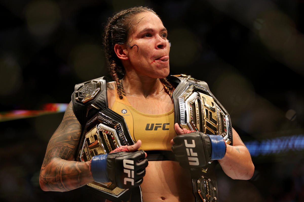 Amanda Nunes regains bantamweight title, reaffirms GOAT status with dominant win over Julianna Peña