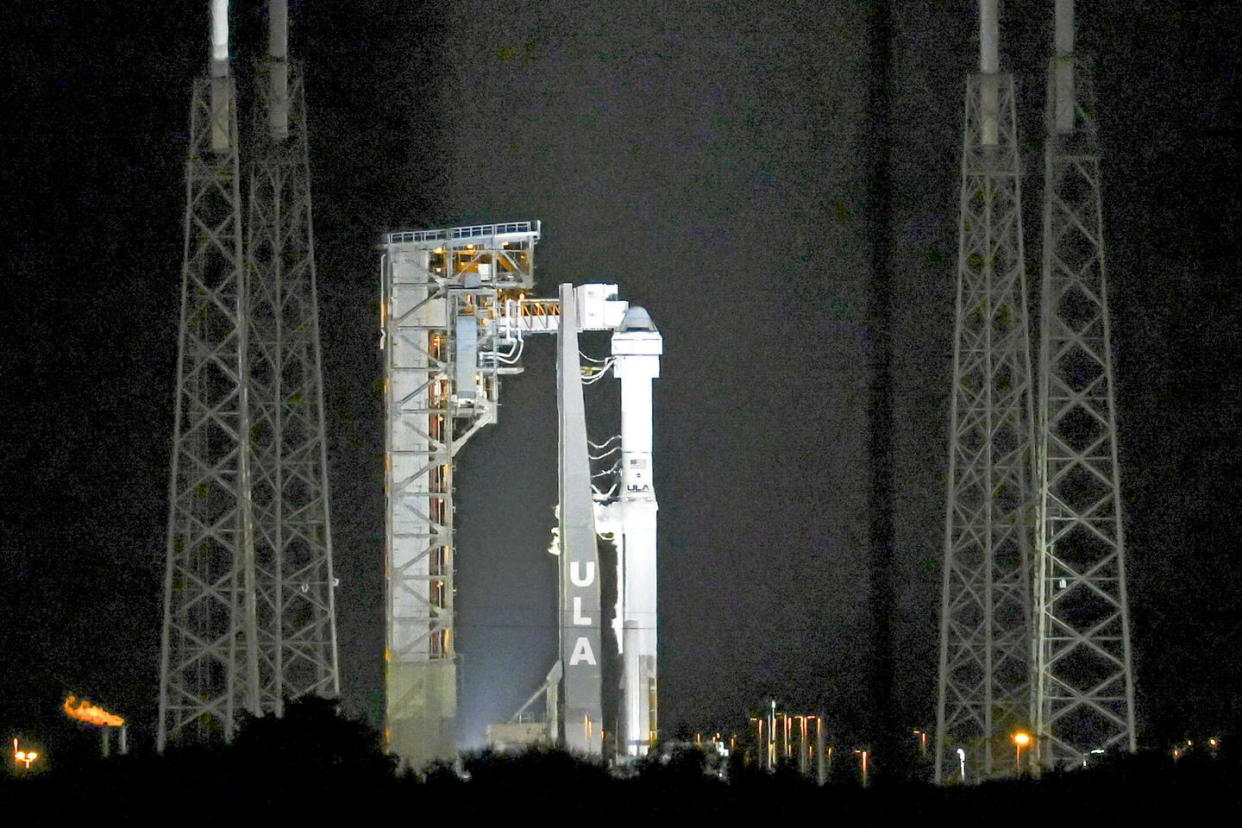 La capsule Starliner de Boeing demeure clouée au sol mardi au sommet de la fusée Atlas V, après l'échec de sa tentative de lancement depuis Cap Canaveral en Floride.  - Credit:Terry Renna/AP/SIPA / SIPA / Terry Renna/AP/SIPA