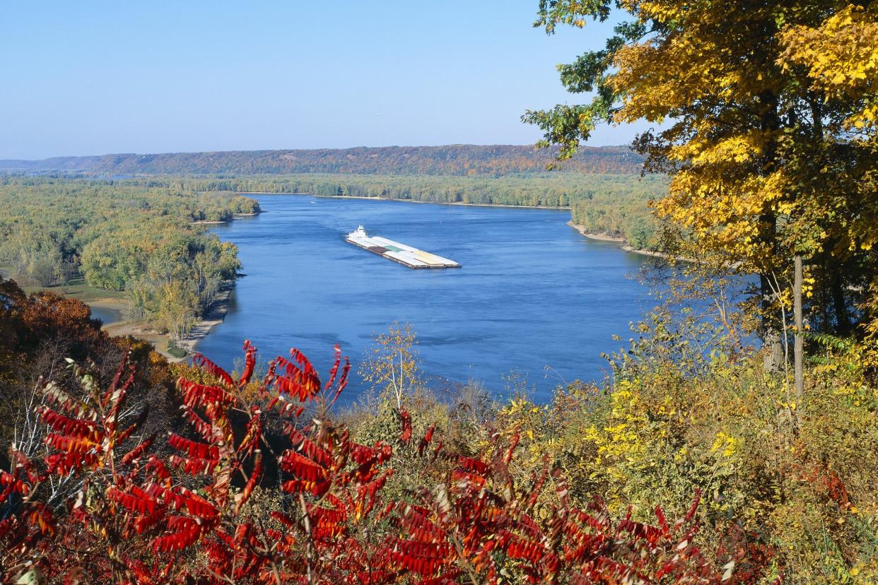 Great River Road, Iowa