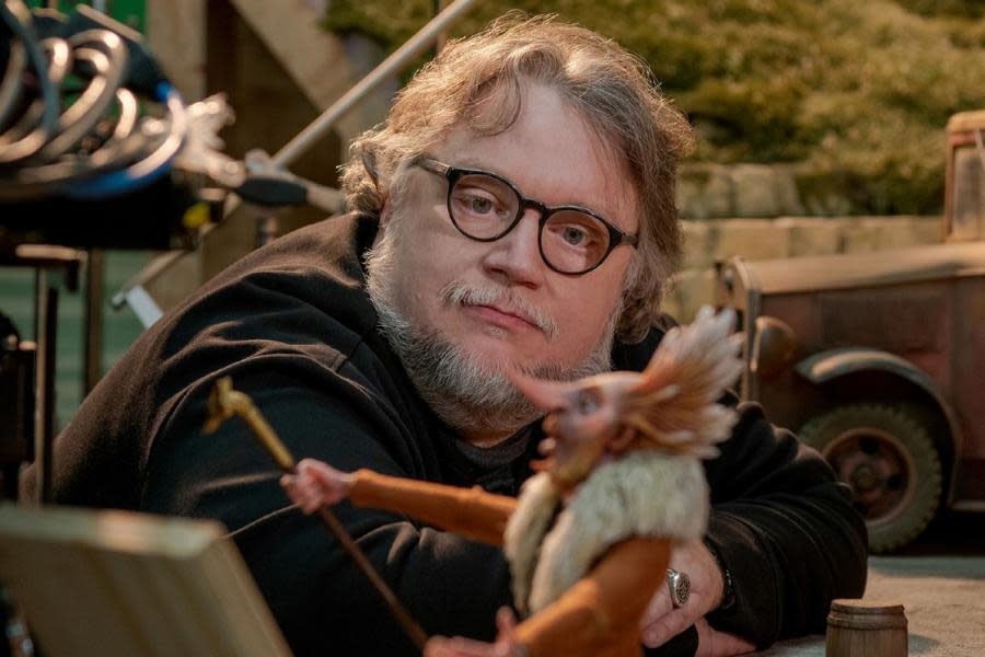 Guillermo del Toro sale de caza en Japón en busca de fantásmas