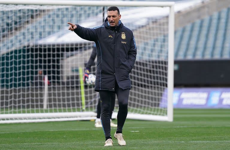 Lionel Scaloni hace varias modificaciones en la formación inicial respecto al primer amistoso