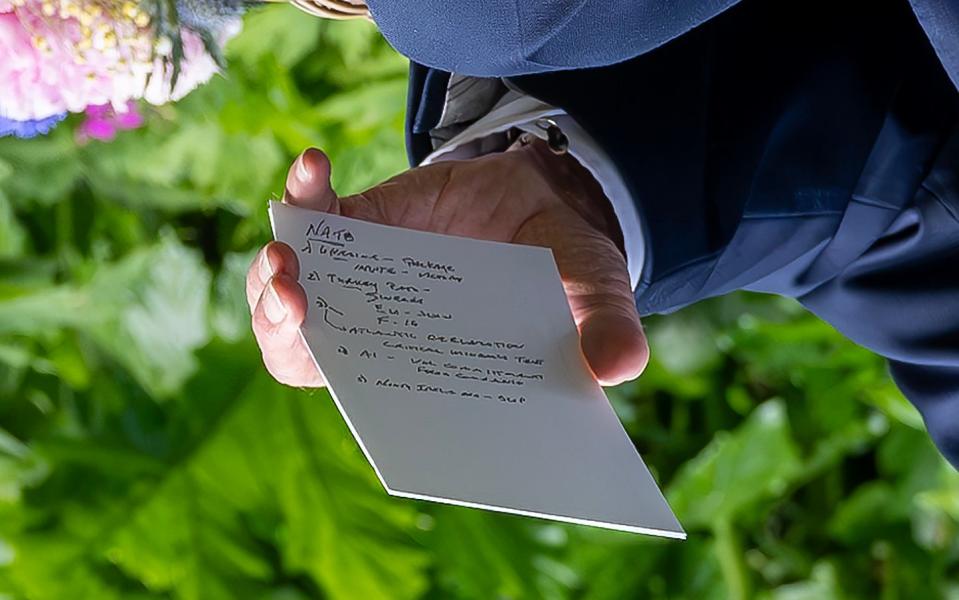 Mr Biden used cue cards during meeting with Rishi Sunak in July