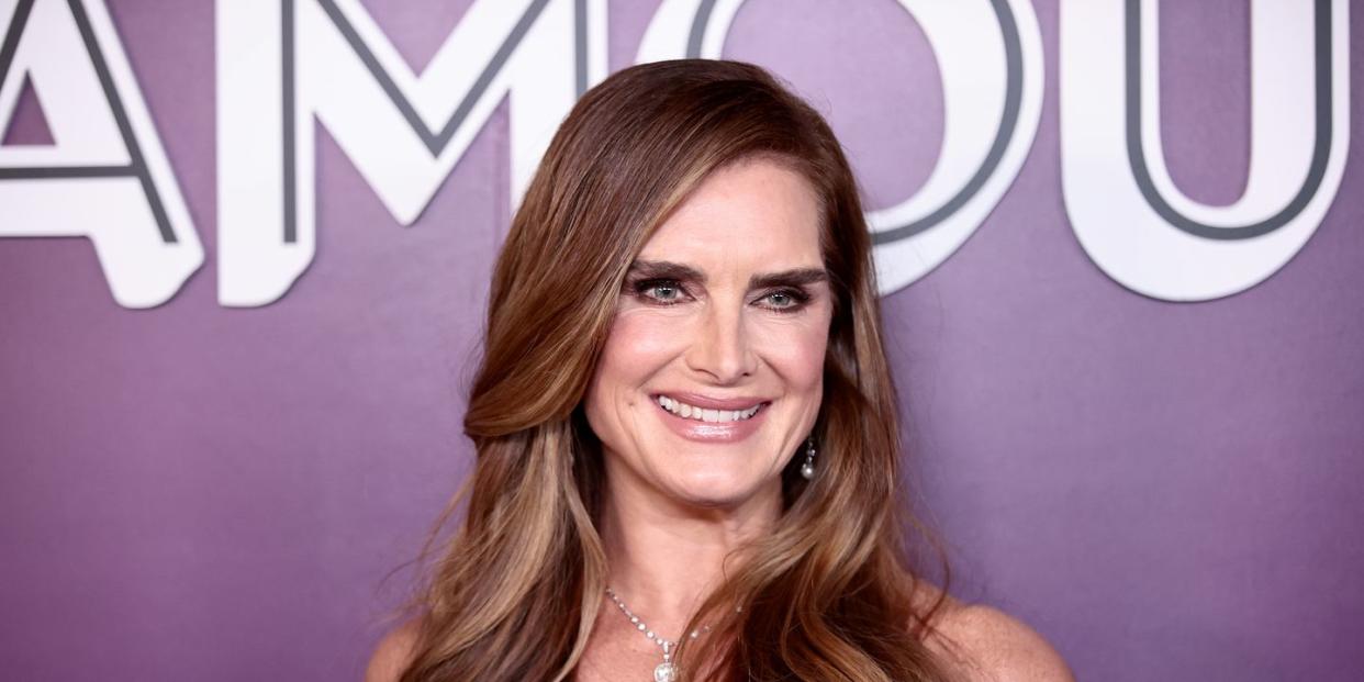 brooke shields glamour celebrates 2021 women of the year awards arrivals