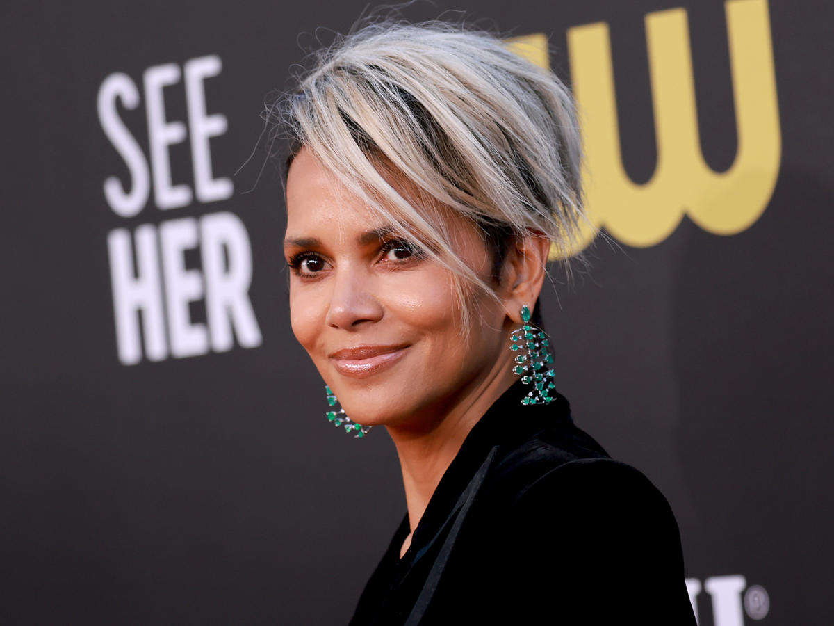 Halle Berry's New Shaved Haircut Is the Coolest & Boldest Take on Her ...
