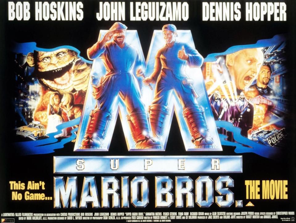 SUPER MARIO BROS. (aka SUPER MARIO BROTHERS), from left: Bob Hoskins, John Leguizamo, 1993, © Buena Vista/courtesy Everett