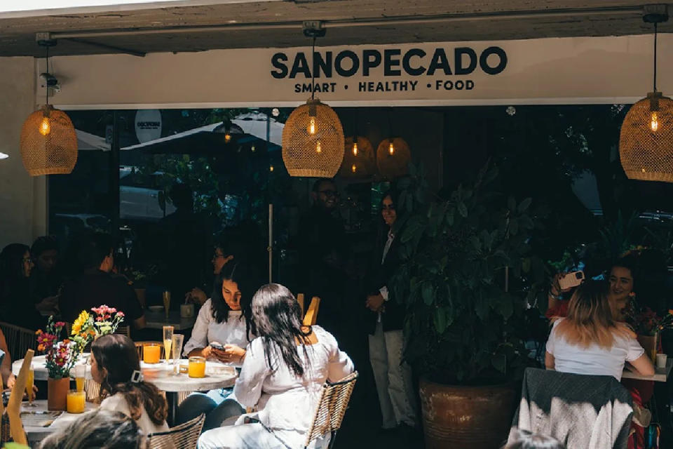 Sanopecado restaurante en Bosques