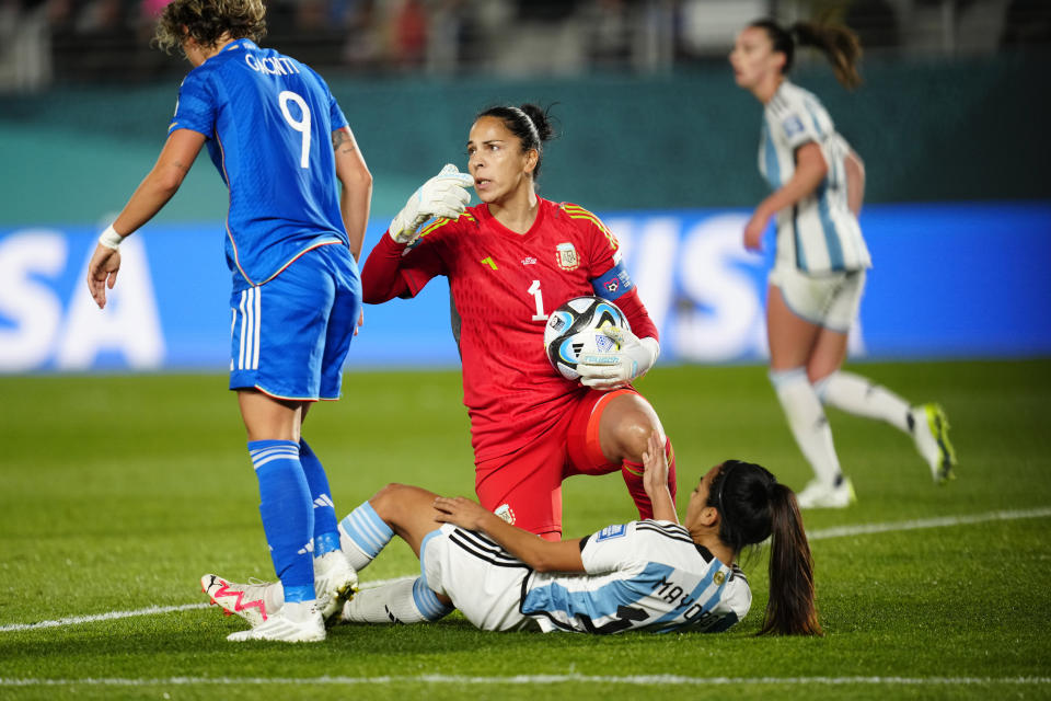 Argentina's goalkeeper Vanina Correa reacts against Italy's Valentina Giacinti during the Women's World Cup Group G soccer match between Italy and Argentina at Eden Park in Auckland, New Zealand, Monday, July 24, 2023. (AP Photo/Abbie Parr)