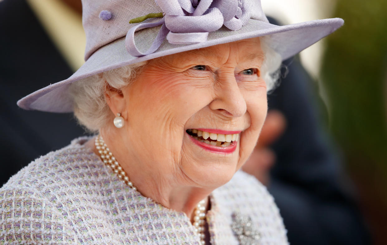 ASCOT, UNITED KINGDOM - OCTOBER 19: (EMBARGOED FOR PUBLICATION IN UK NEWSPAPERS UNTIL 24 HOURS AFTER CREATE DATE AND TIME) Queen Elizabeth II attends QICPO British Champions Day at Ascot Racecourse on October 19, 2019 in Ascot, England. (Photo by Max Mumby/Indigo/Getty Images)