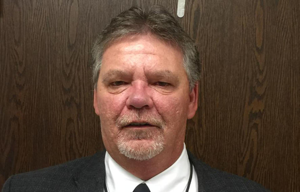 Lee Livengood, the assistant principal of Liberty High School in West Virginia, is accused of bullying 15-year-old transgender student Michael Critchfield. Source: harcoboe.net