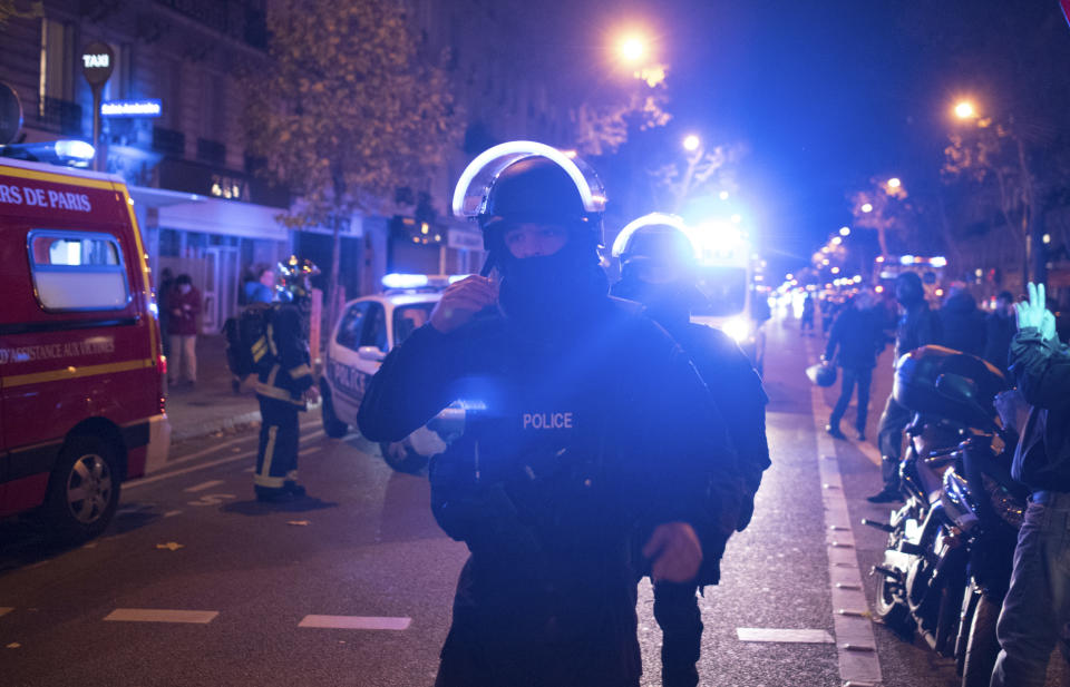 paris shooting police