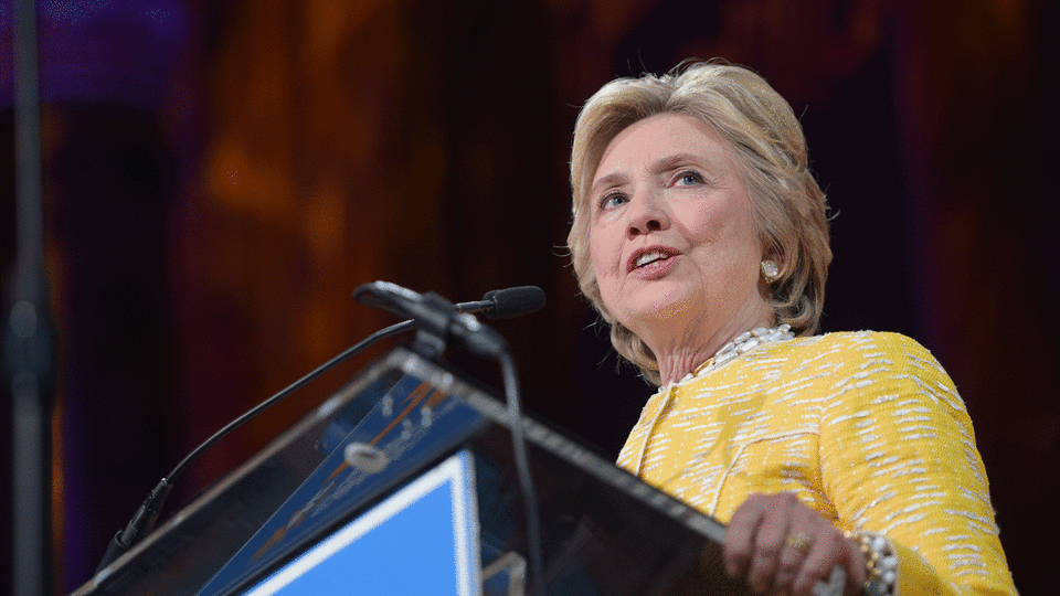 Watch Live: Hillary Clinton Delivers the Commencement Address at Wellesley