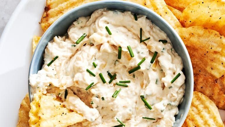 sour cream and onion dip