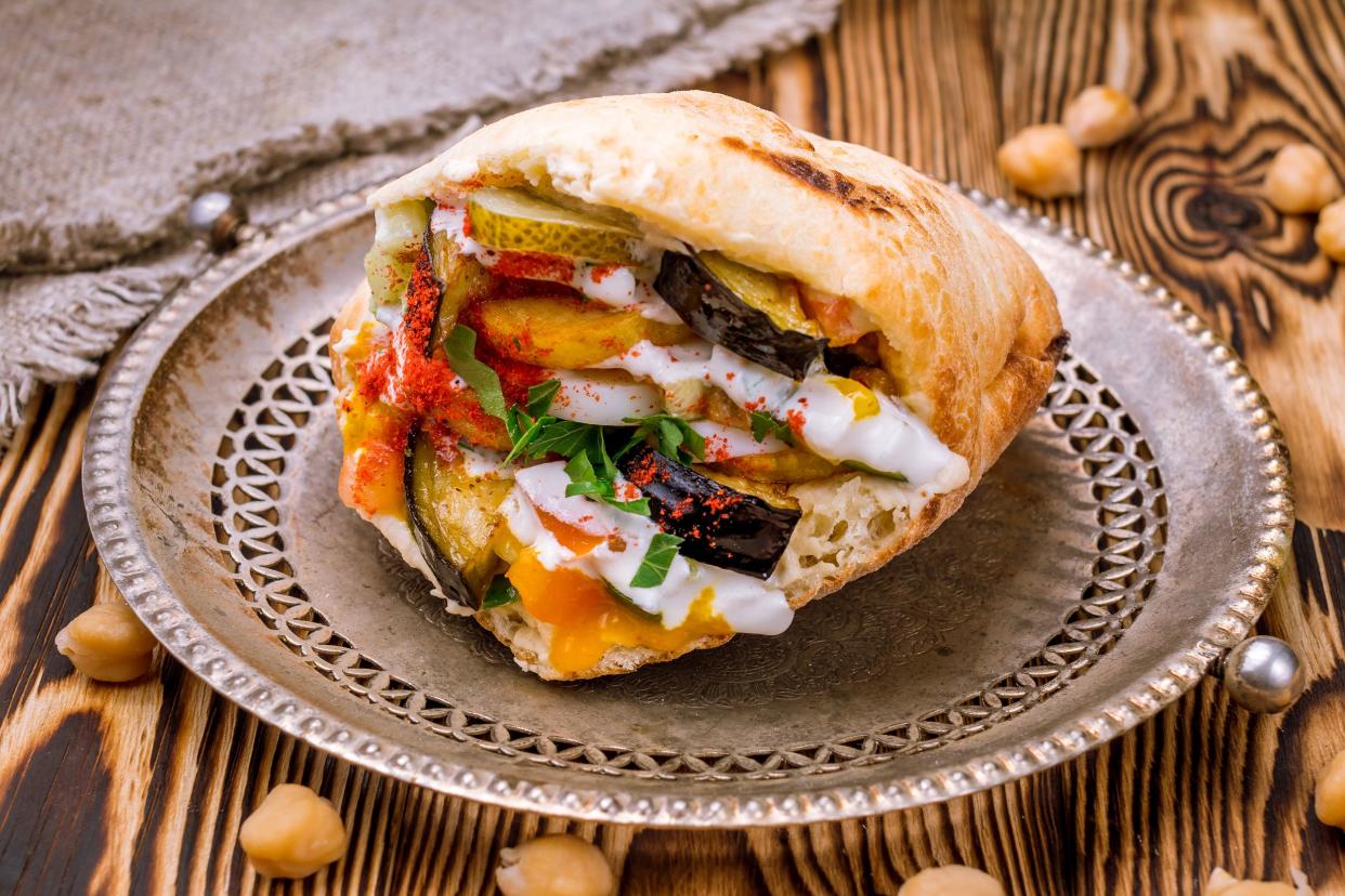 sabich in pita