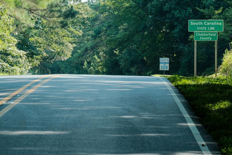 The South Carolina state line is about 13 miles south of Wadesboro, along Highway 109. The North Carolina-South Carolina border runs more than 330 miles, ending in the east near Sunset Beach, N.C., and in the west at the Chattooga River.