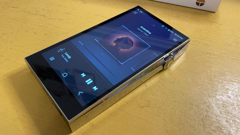 Portable music player: Astell & Kern A&ultima SP3000