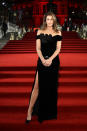 <p>Nineties model Cindy Crawford took to the red carpet in a cold-shoulder black gown with co-ordinating accessories. But it’s the thigh-high split that really made the ensemble. <em>[Photo: Getty]</em> </p>